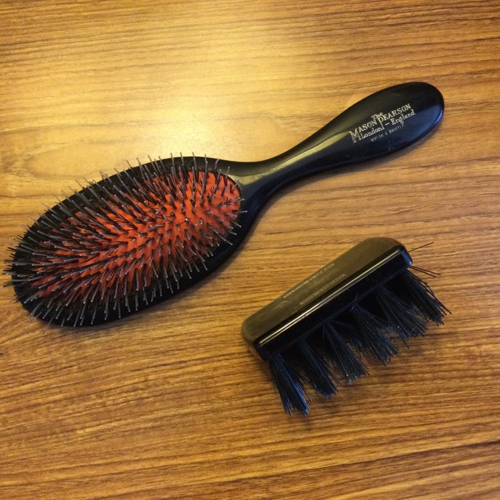 Pearson Black & Red Gentle Men’s Hair Brush